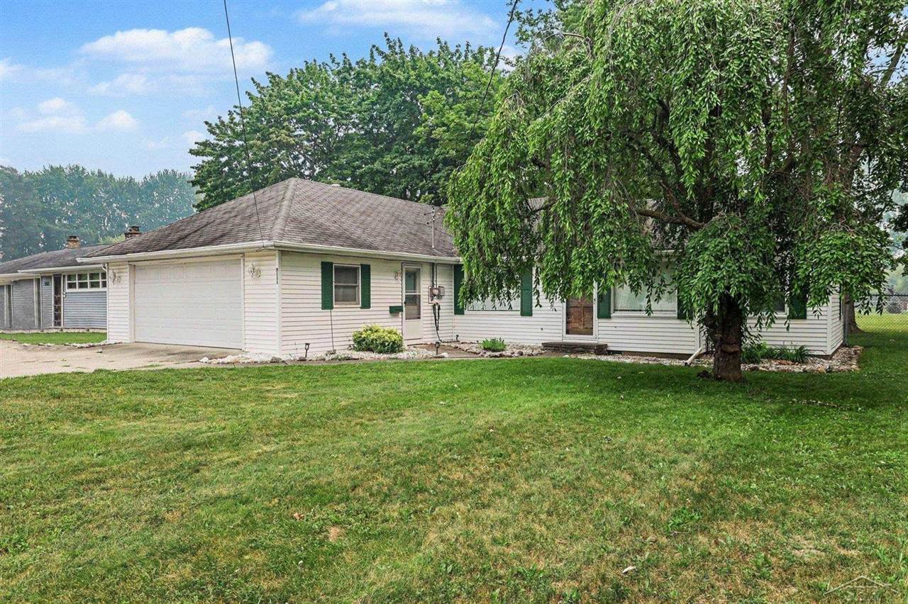 5111 Weiss Street, Saginaw, MI 48603