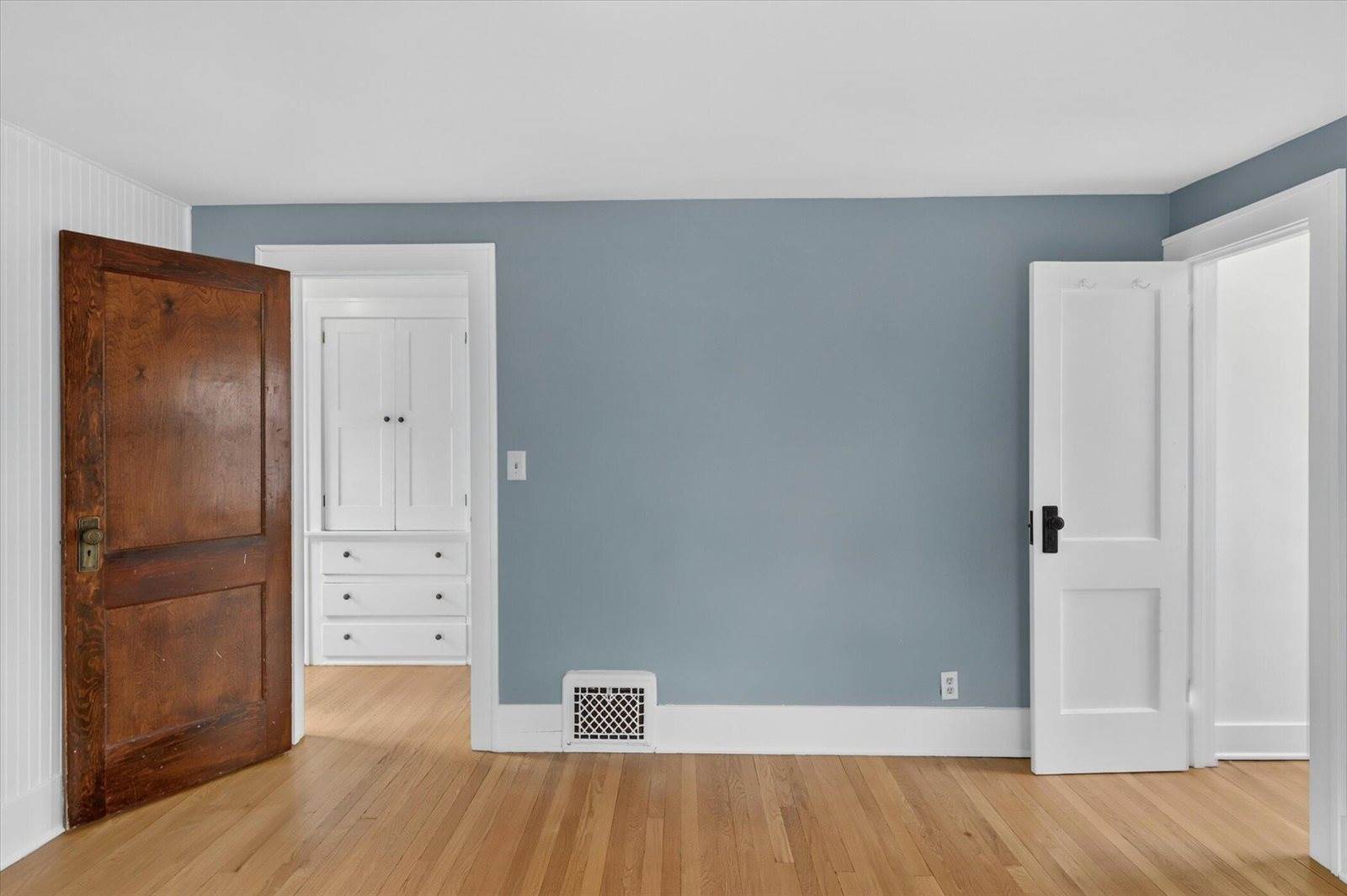 321 Inkster, Kalamazoo, MI 49001