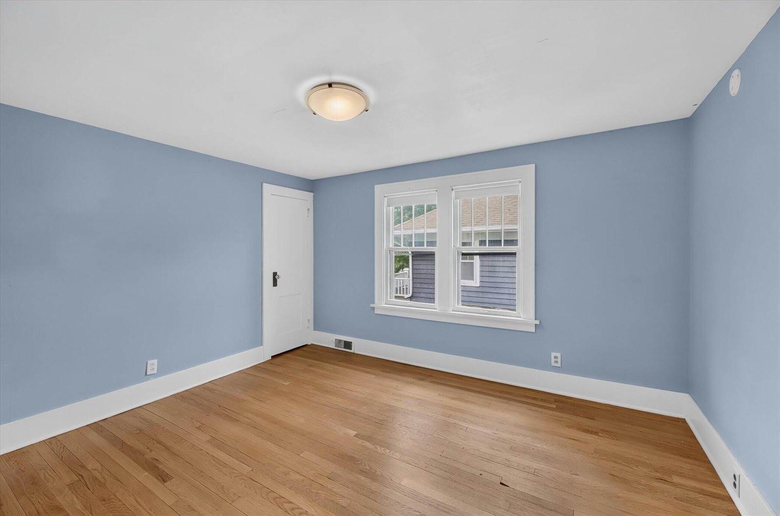 321 Inkster, Kalamazoo, MI 49001