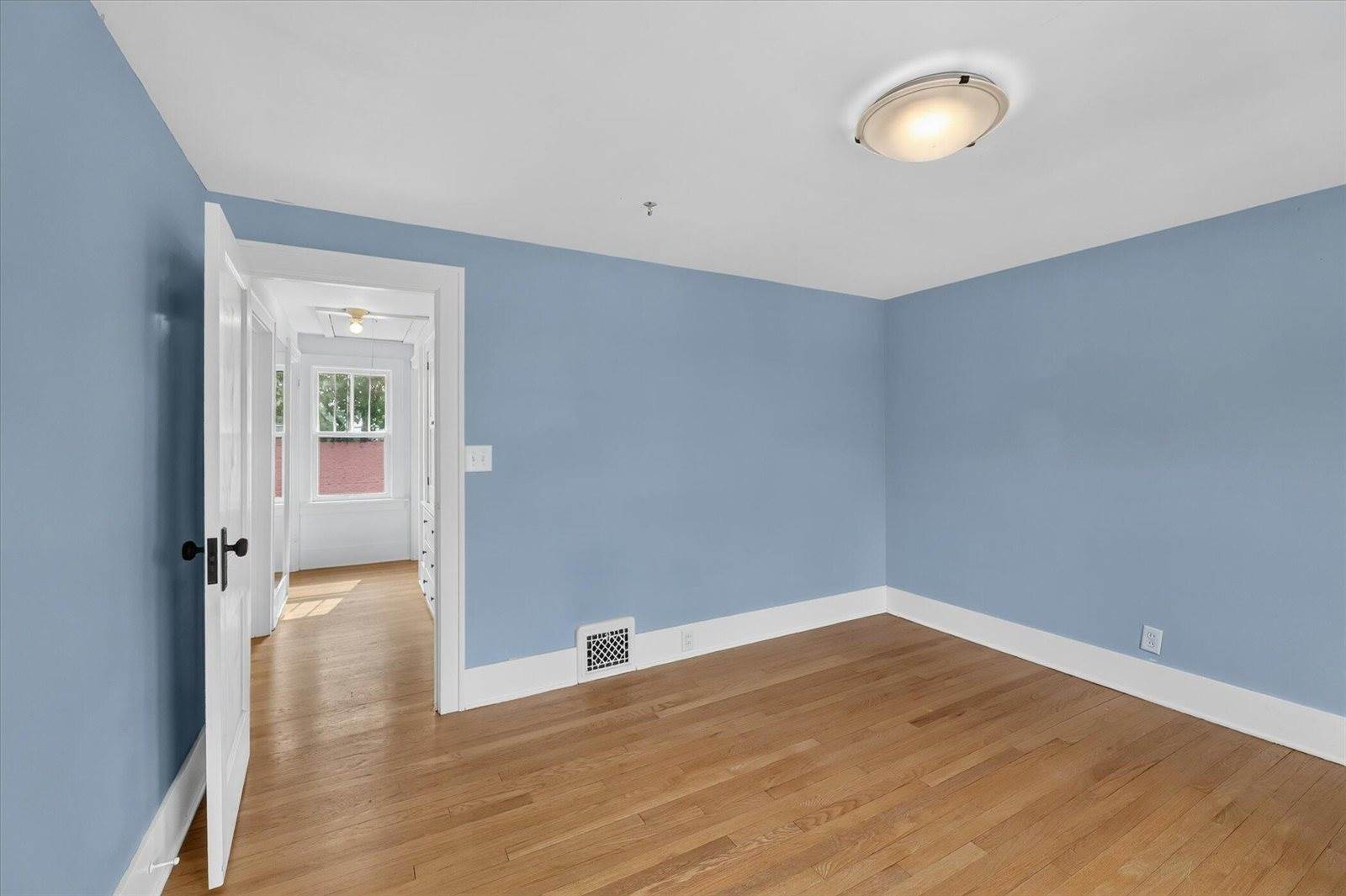 321 Inkster, Kalamazoo, MI 49001