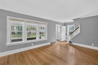 321 Inkster, Kalamazoo, MI 49001