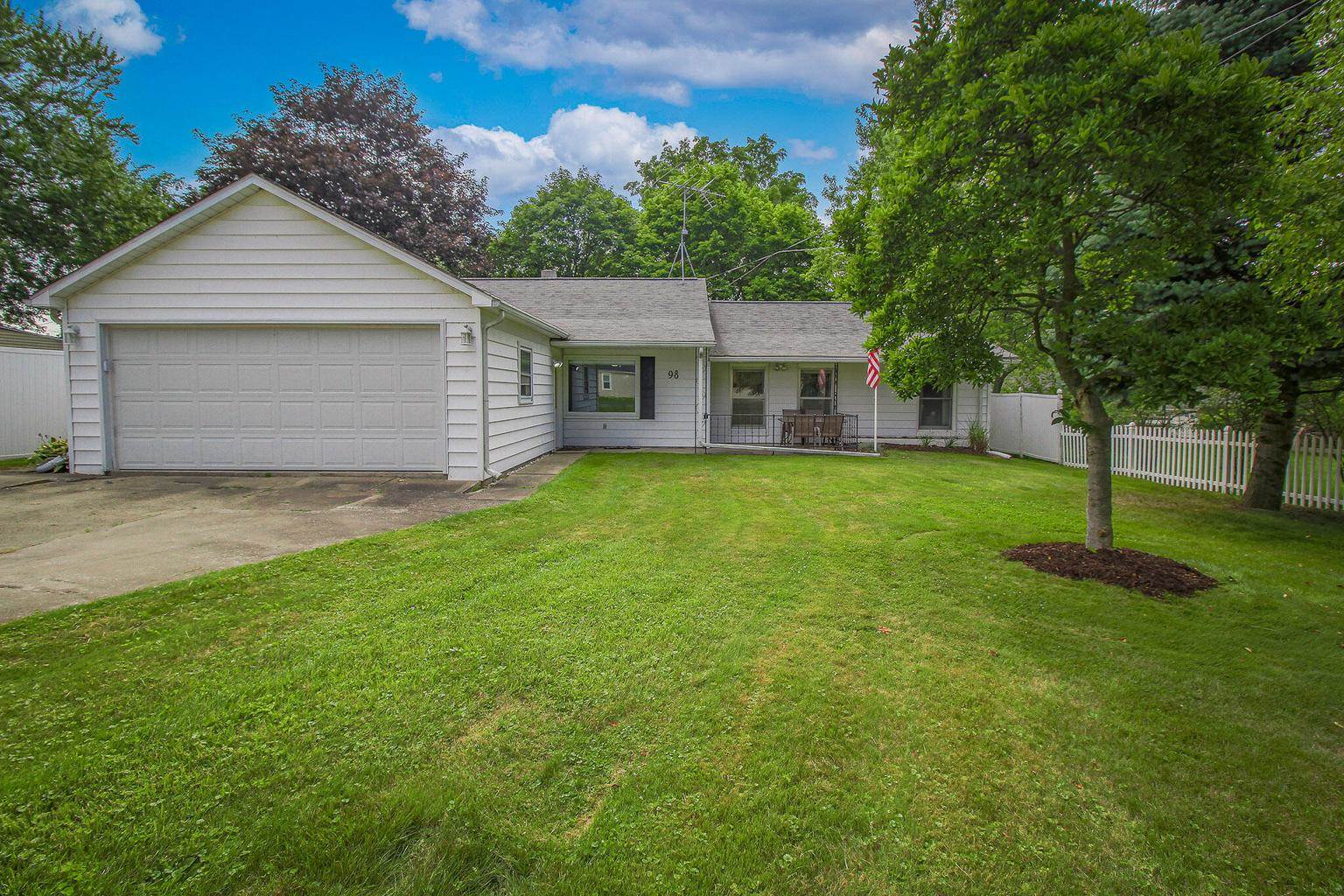 98 S 29th St, Battle Creek, MI 49015