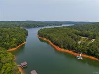 52 A Heron Pointe Road, Gretna, VA 24557
