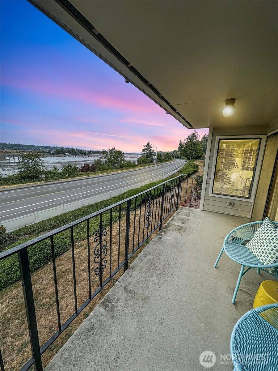 900 East Bay Drive NE, Olympia, WA 98506