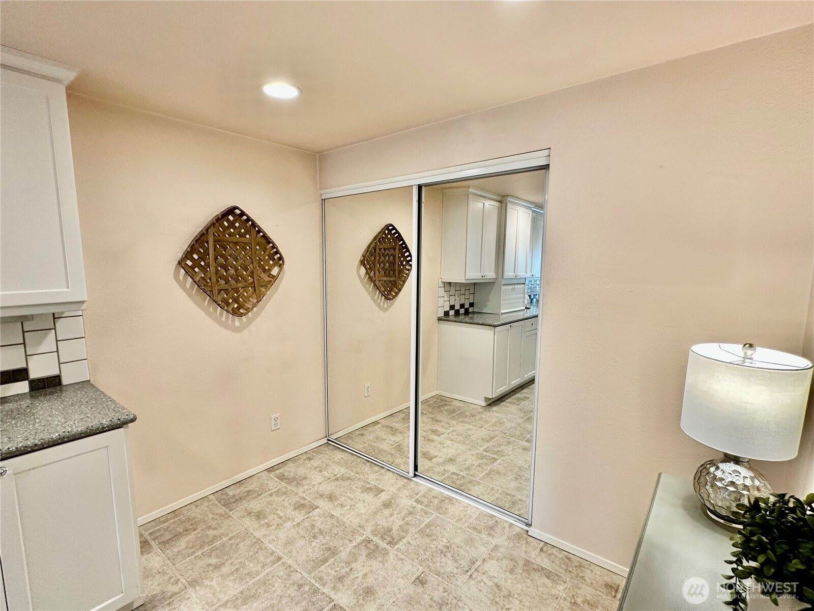 900 East Bay Drive NE, Olympia, WA 98506