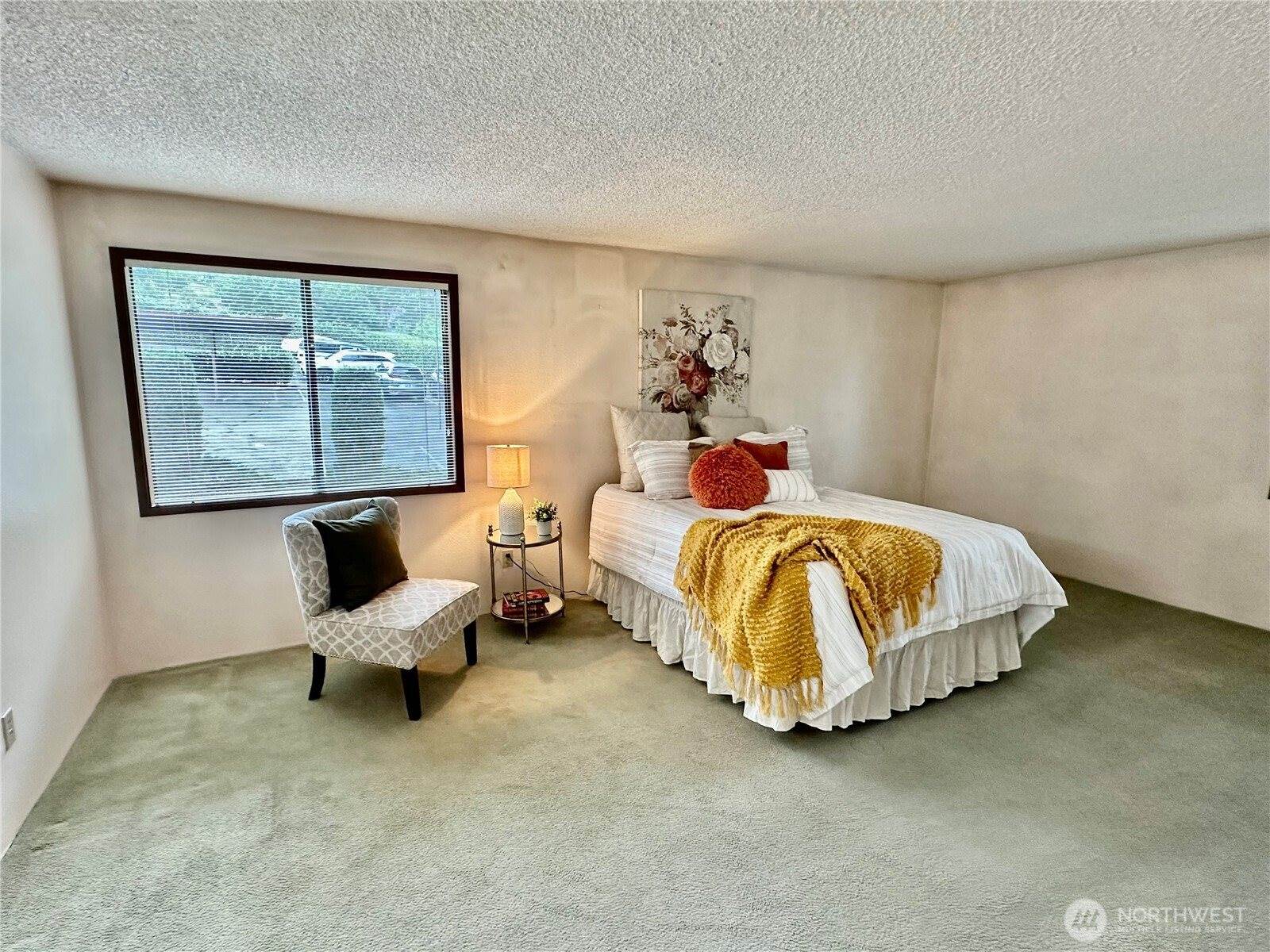 900 East Bay Drive NE, Olympia, WA 98506