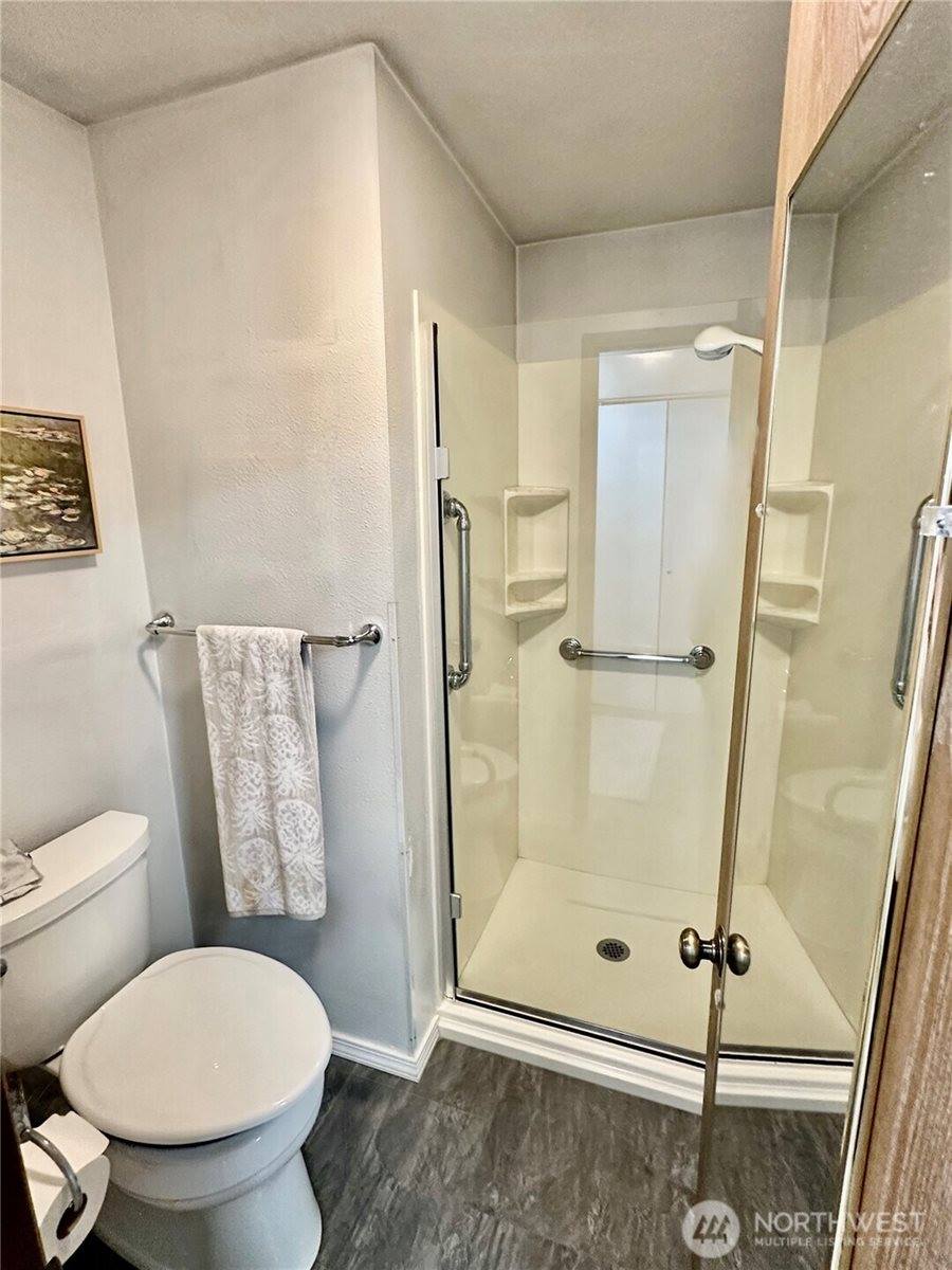 900 East Bay Drive NE, Olympia, WA 98506