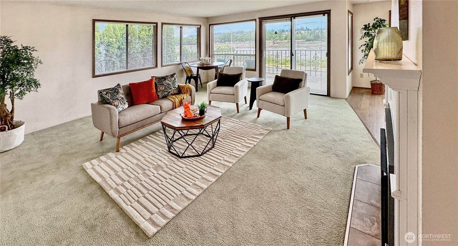 900 East Bay Drive NE, Olympia, WA 98506