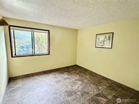 900 East Bay Drive NE, Olympia, WA 98506