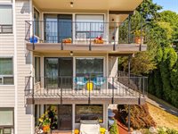 900 East Bay Drive NE, Olympia, WA 98506