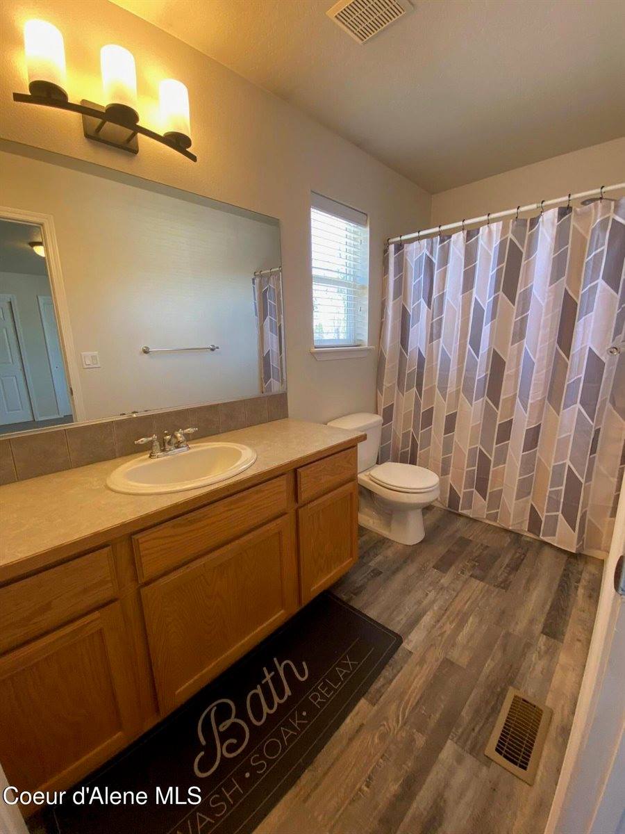 3074 West Thorndale Loop, Coeur d'Alene, ID 83815