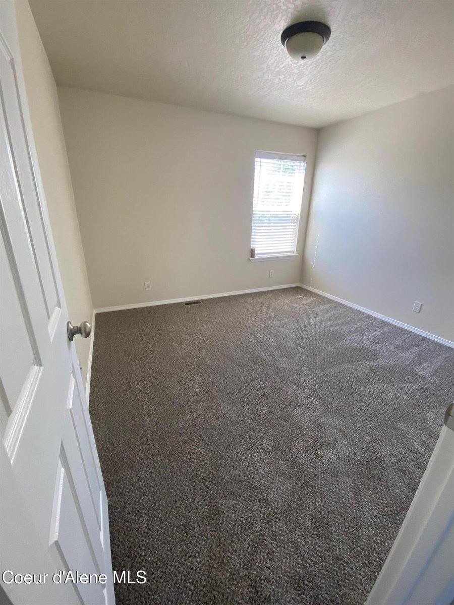 3074 West Thorndale Loop, Coeur d'Alene, ID 83815