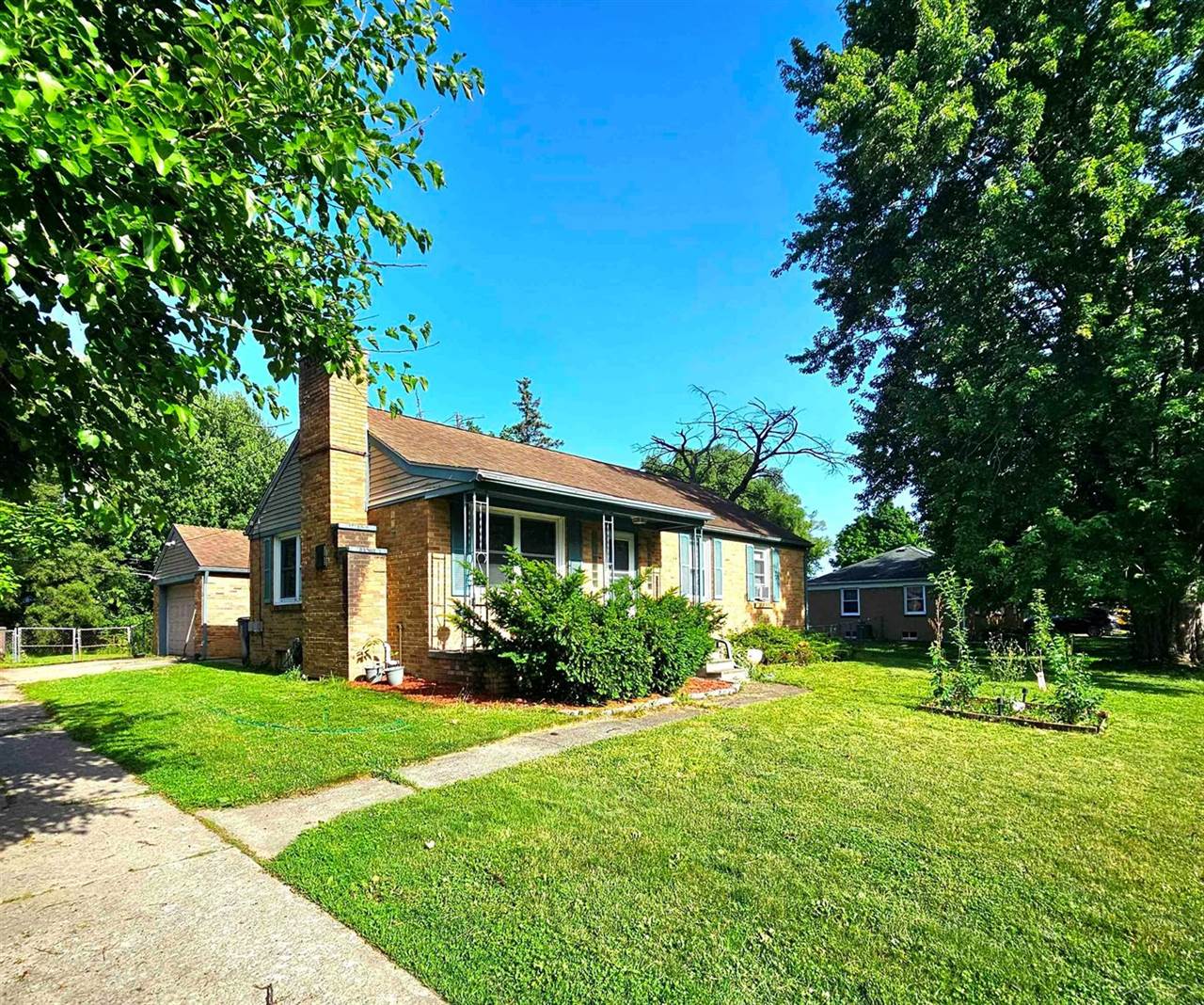 1241 Pius Street, Saginaw, MI 48638