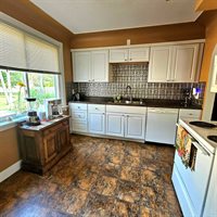 1241 Pius Street, Saginaw, MI 48638