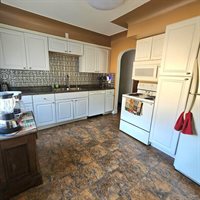 1241 Pius Street, Saginaw, MI 48638