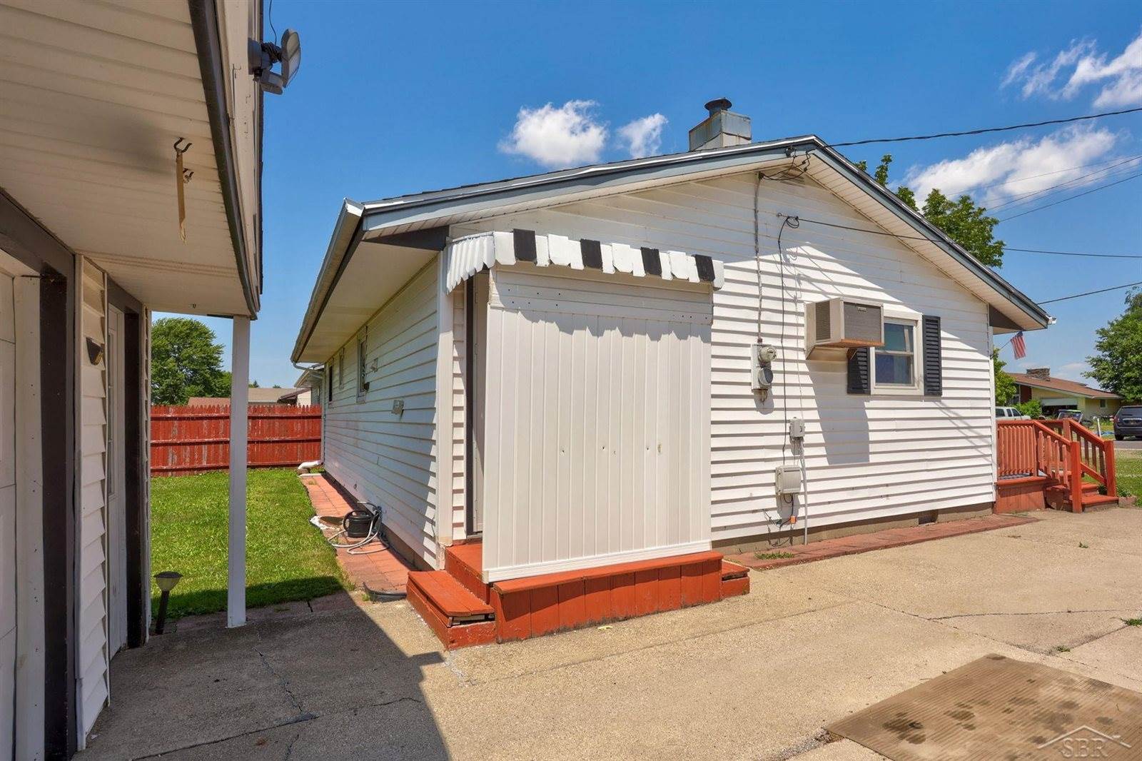 1446 S Airport Road, Saginaw, MI 48601