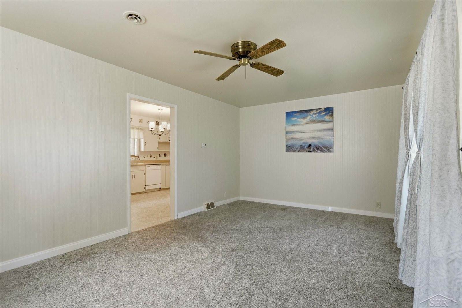 1446 S Airport Road, Saginaw, MI 48601
