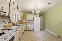 1446 S Airport Road, Saginaw, MI 48601
