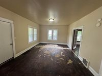 412 S 15th Street, Saginaw, MI 48601