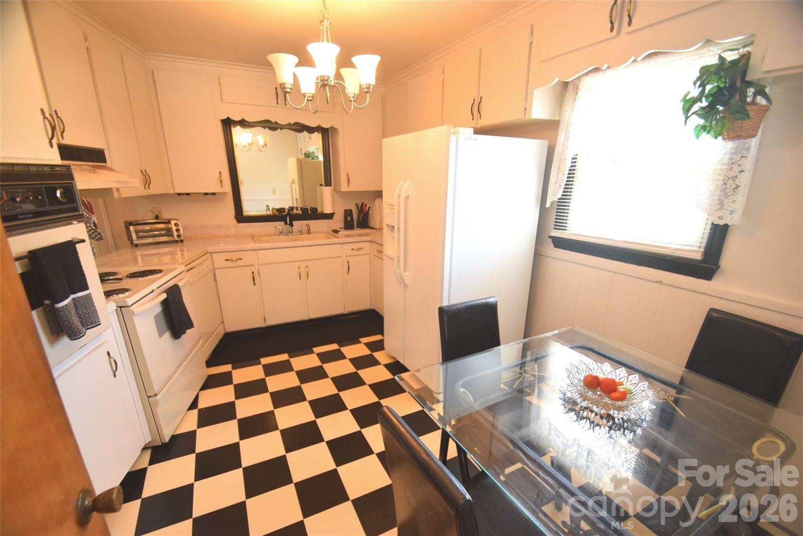 531 Seneca Place, Charlotte, NC 28210