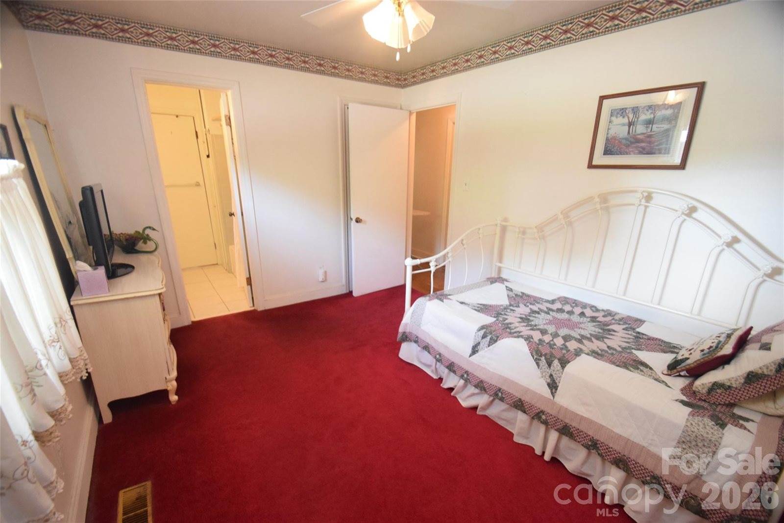 531 Seneca Place, Charlotte, NC 28210