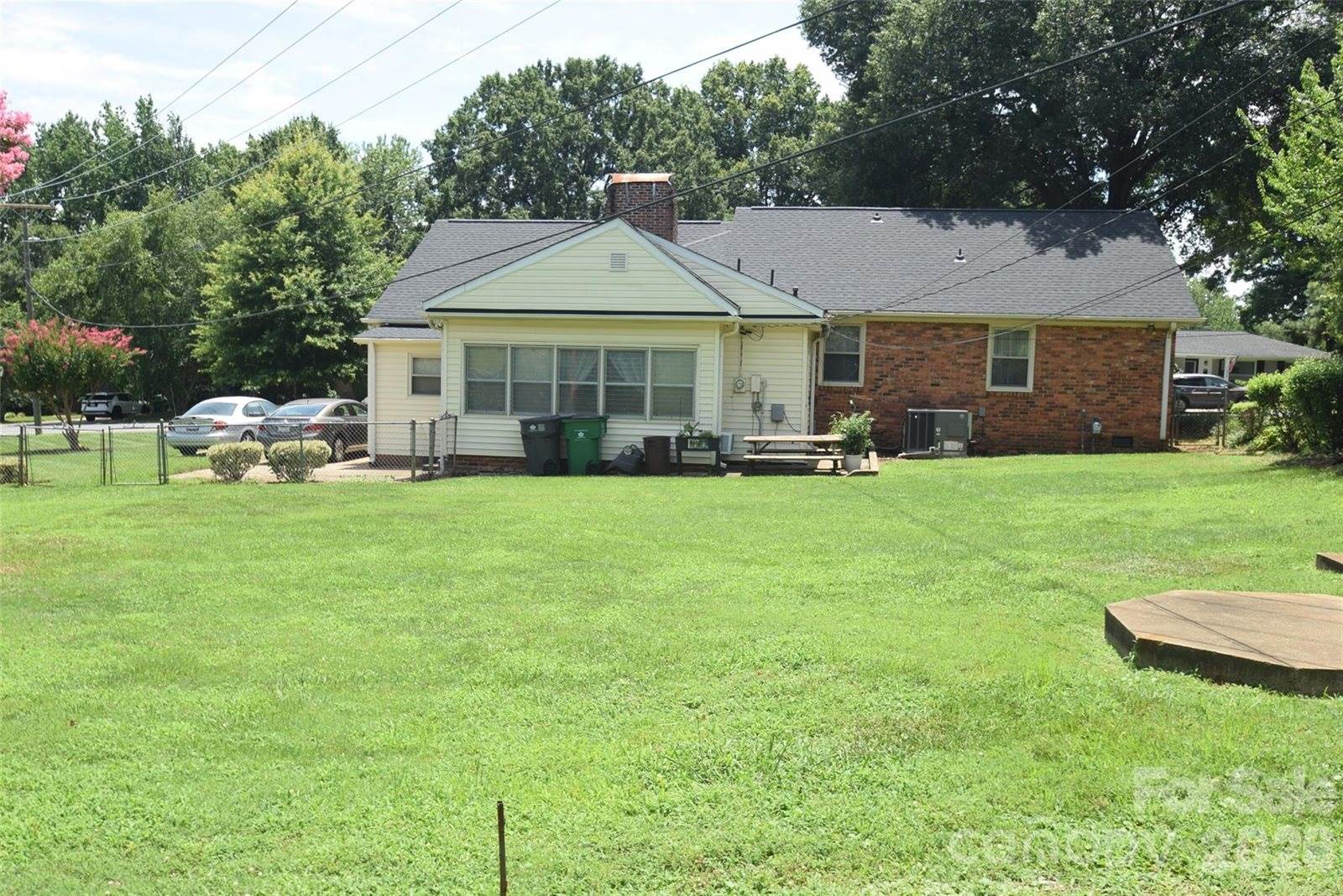 531 Seneca Place, Charlotte, NC 28210