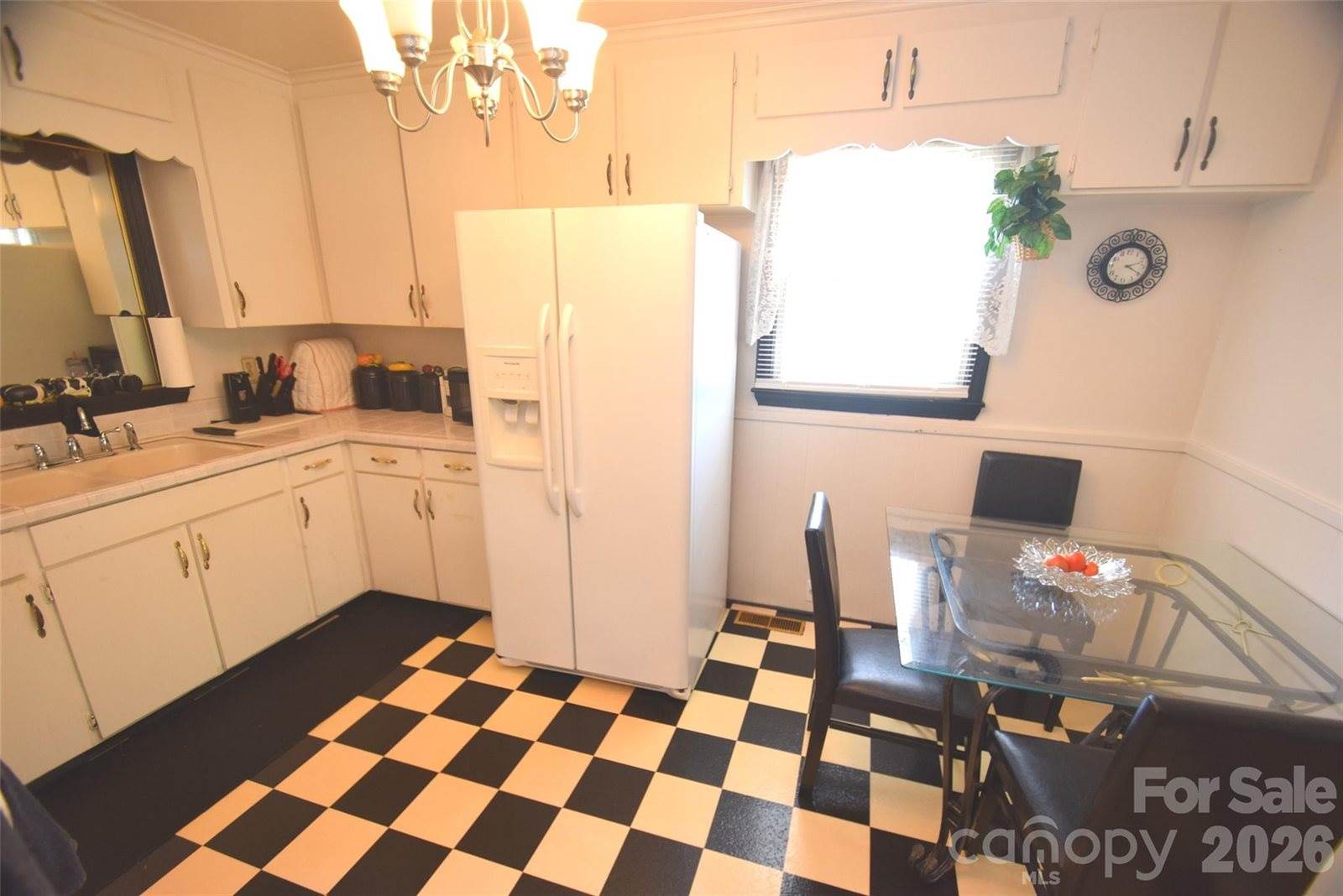531 Seneca Place, Charlotte, NC 28210