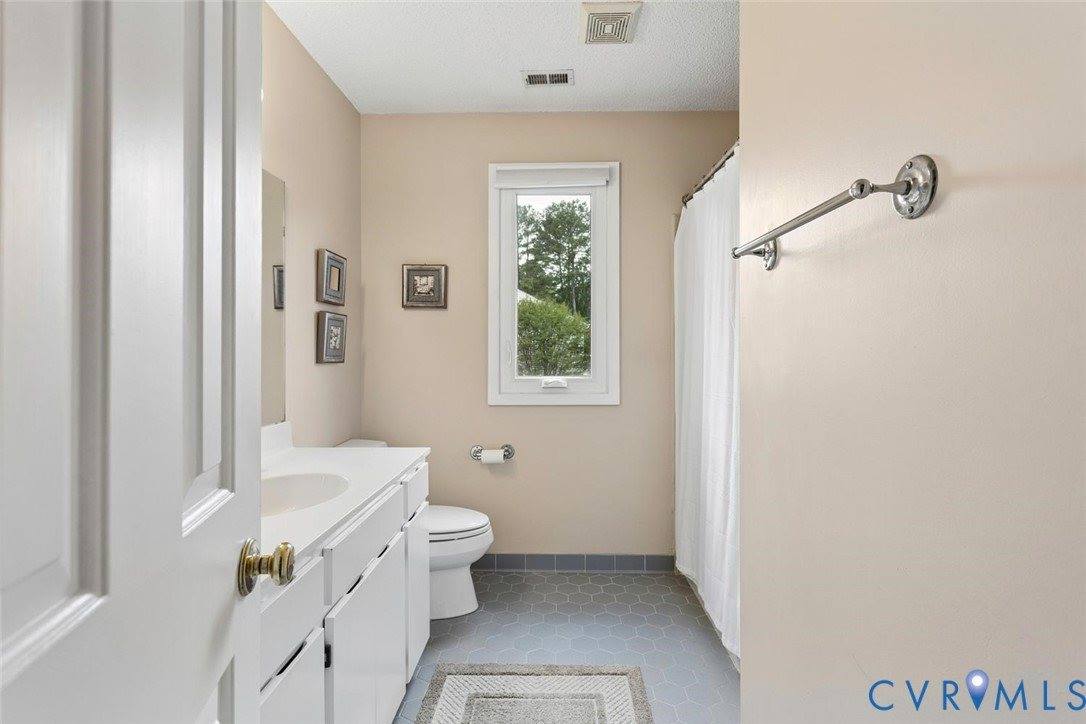 2711 Robson Court, Henrico, VA 23233