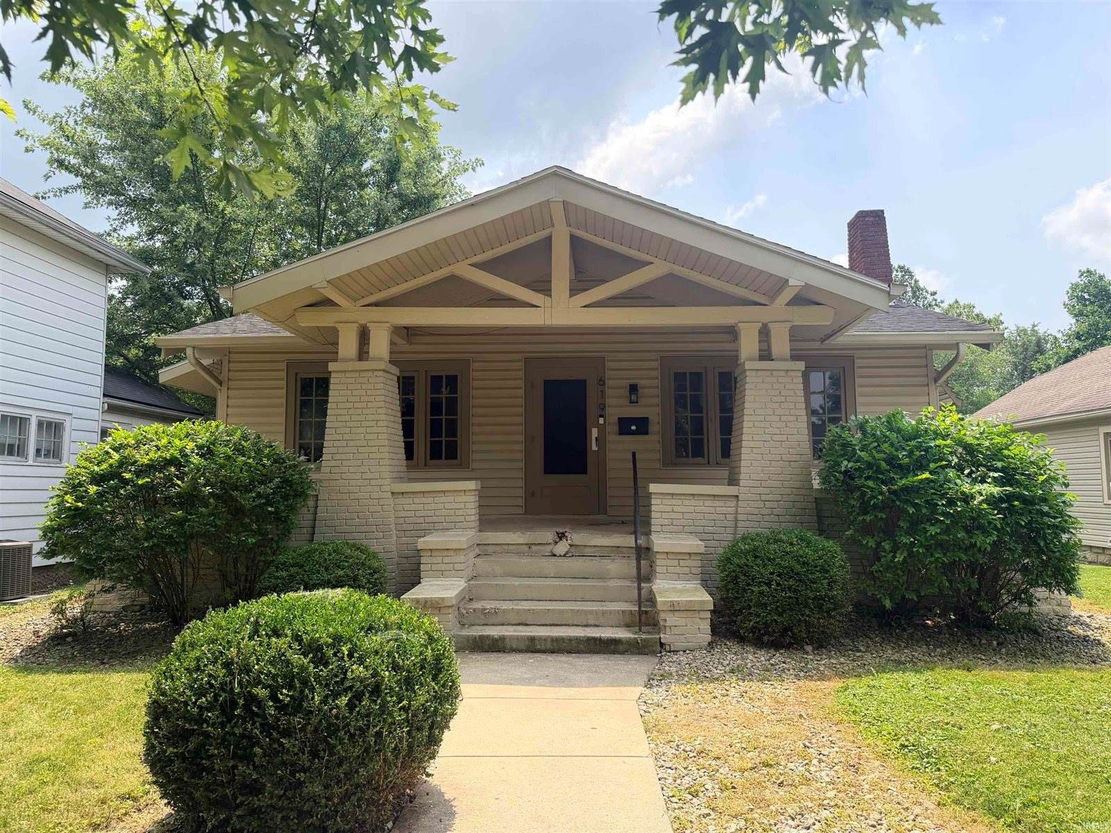 619 W Ashland Avenue, Muncie, IN 47303