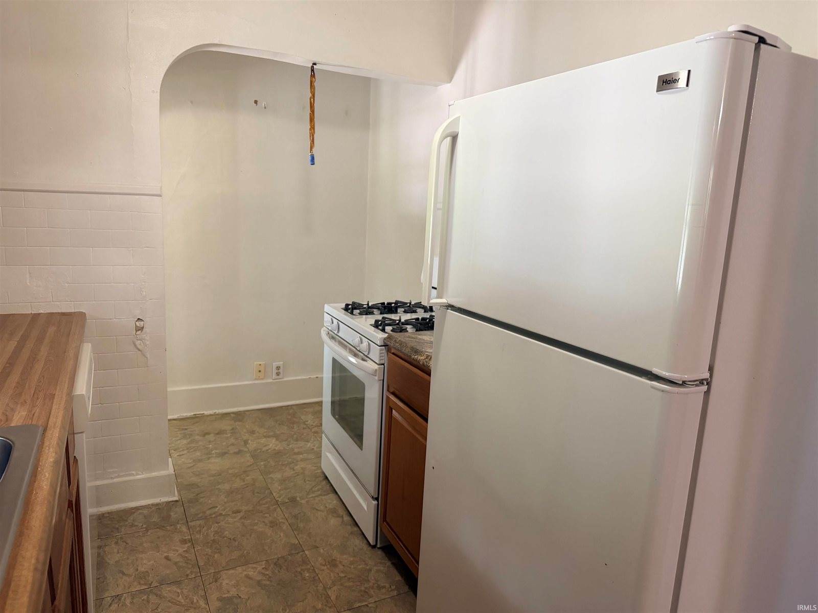 619 W Ashland Avenue, Muncie, IN 47303