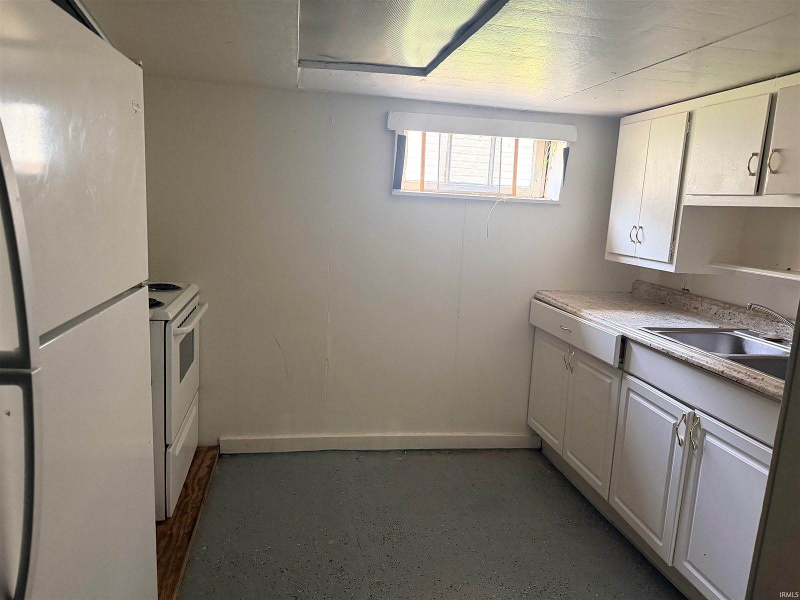 619 W Ashland Avenue, Muncie, IN 47303