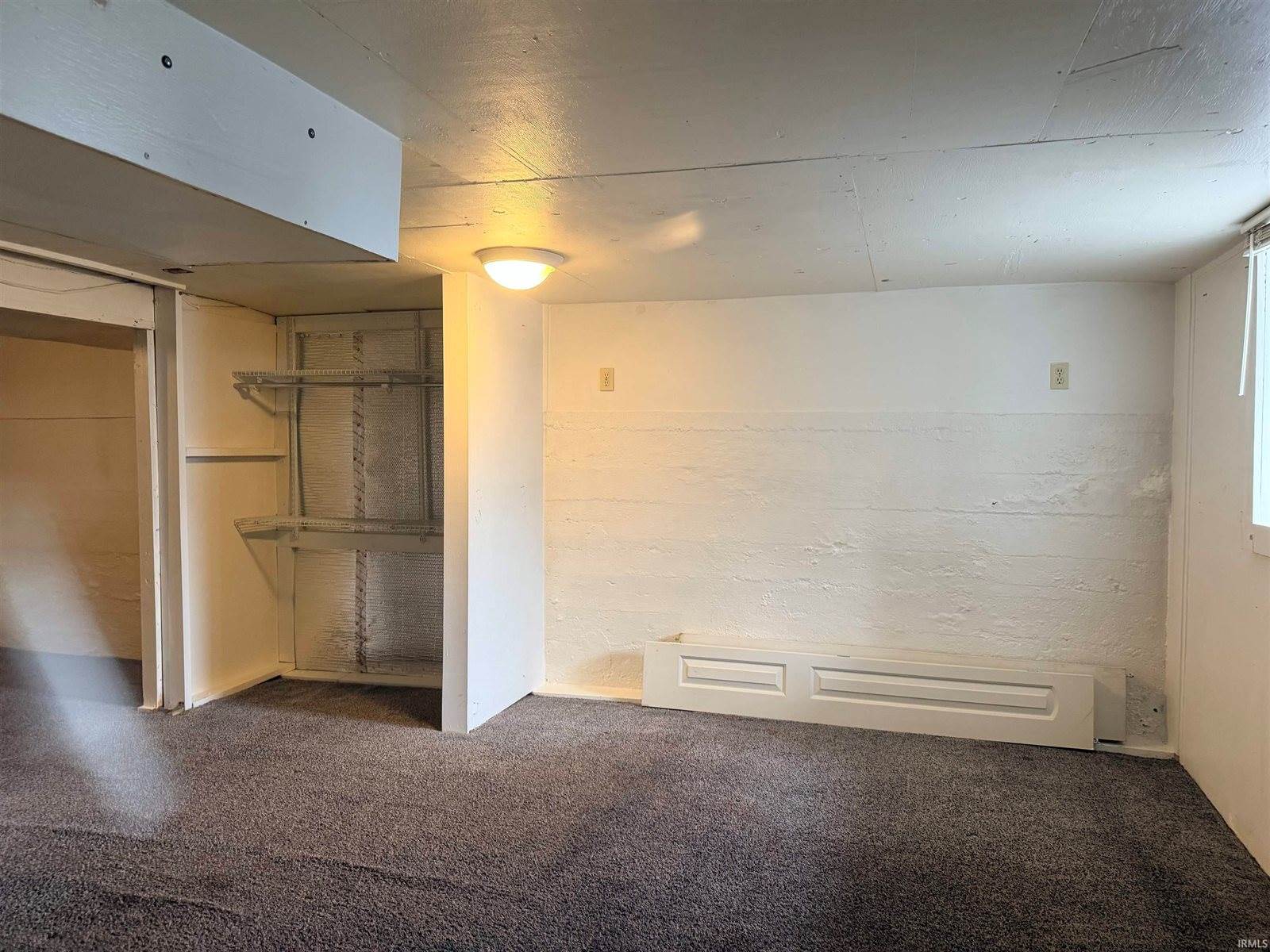 619 W Ashland Avenue, Muncie, IN 47303