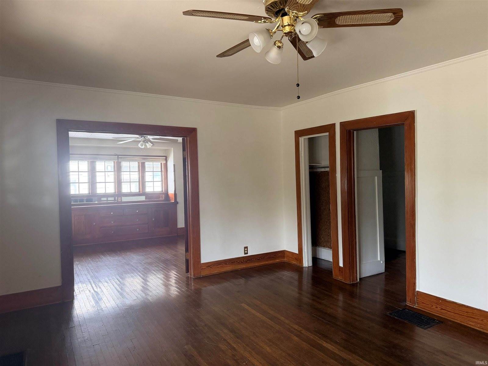 619 W Ashland Avenue, Muncie, IN 47303