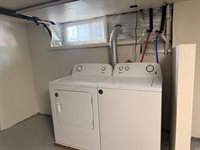 619 W Ashland Avenue, Muncie, IN 47303