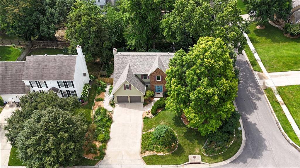 15331 West 84th Terrace, Lenexa, KS 66219