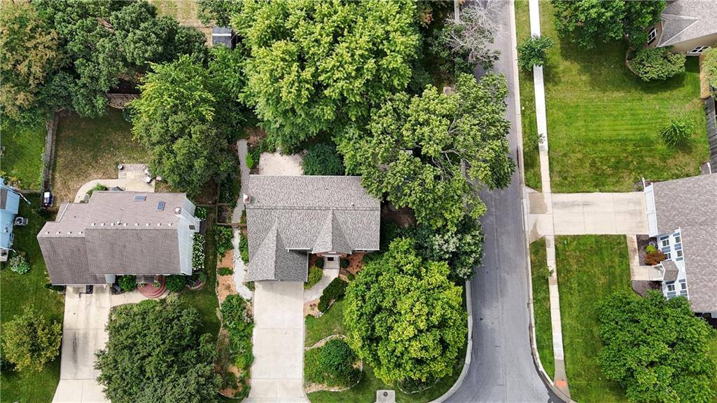 15331 West 84th Terrace, Lenexa, KS 66219