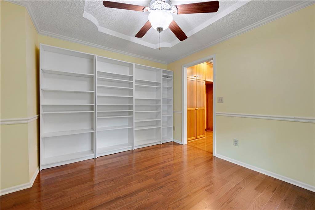 15331 West 84th Terrace, Lenexa, KS 66219