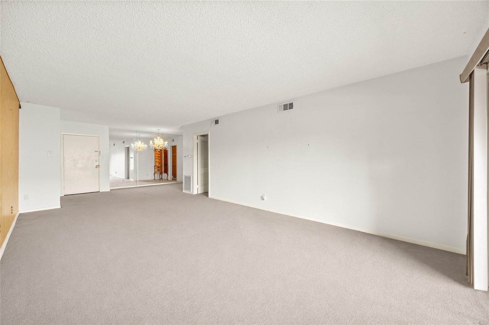 2700 Bellefontaine Street, Houston, TX 77025