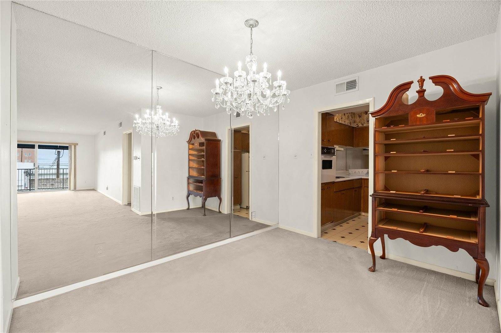 2700 Bellefontaine Street, Houston, TX 77025