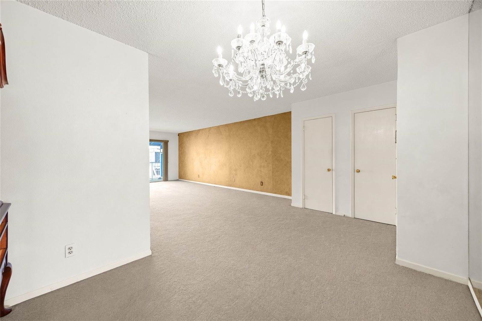 2700 Bellefontaine Street, Houston, TX 77025