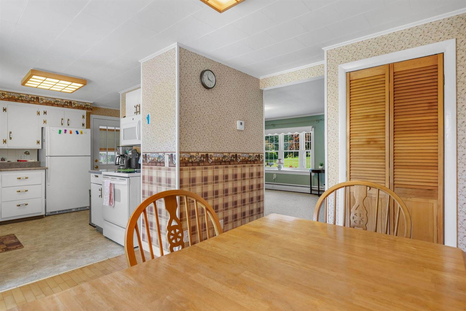 38 Perry Road, Hampden, ME 04444