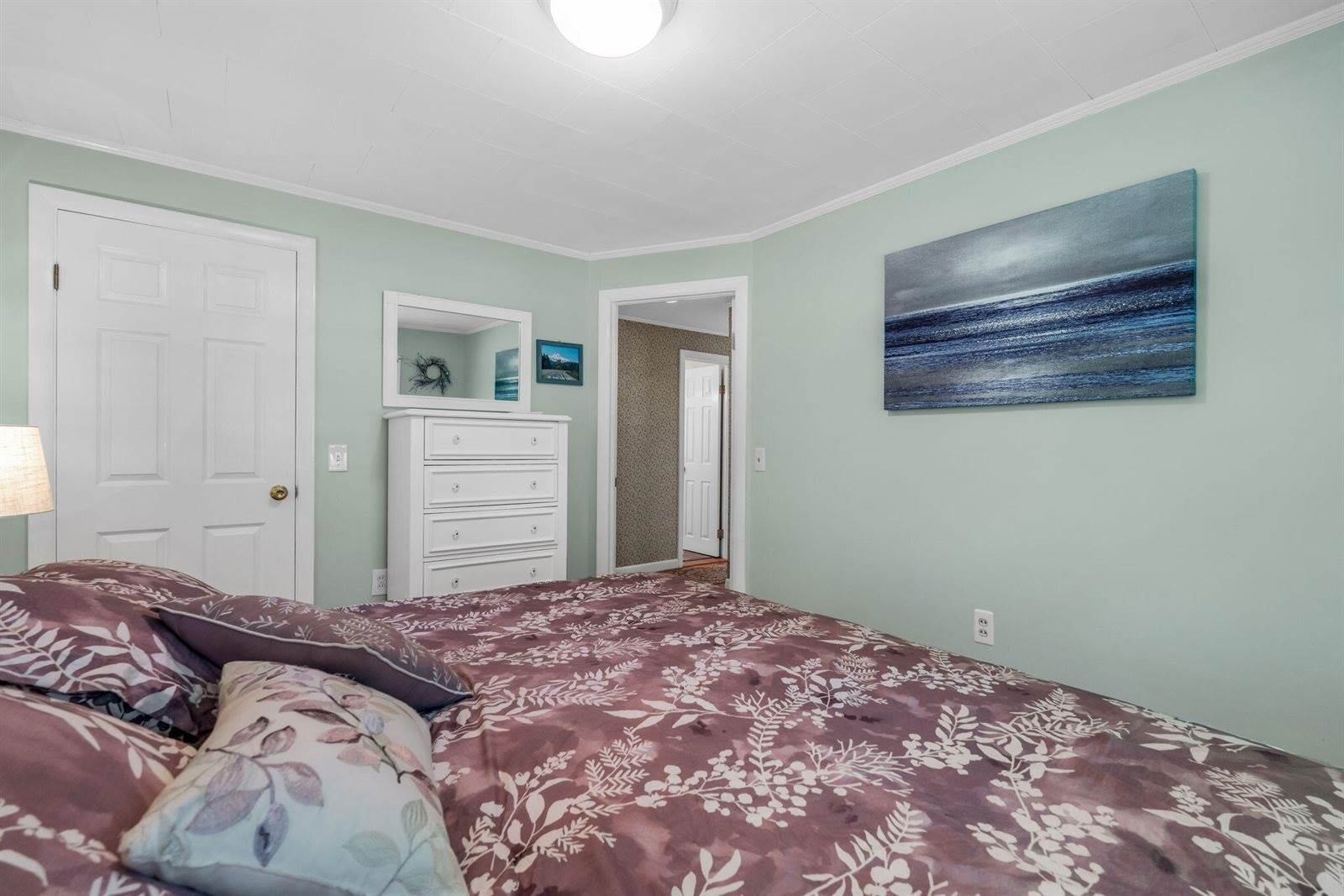 38 Perry Road, Hampden, ME 04444