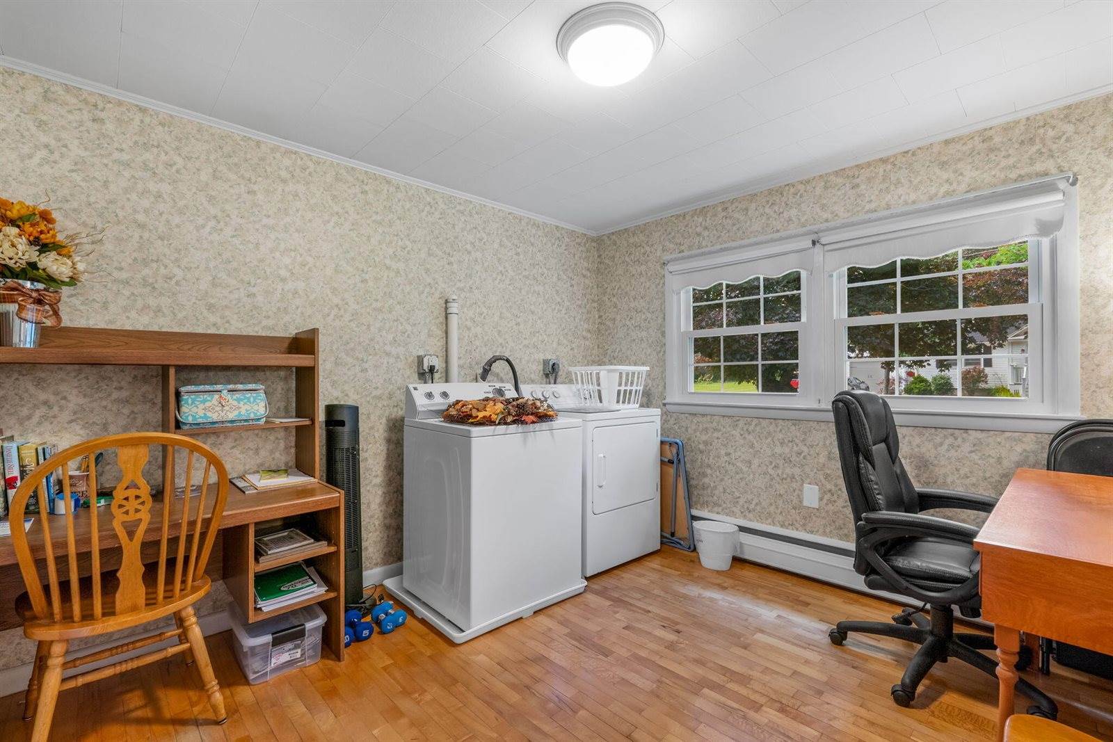 38 Perry Road, Hampden, ME 04444