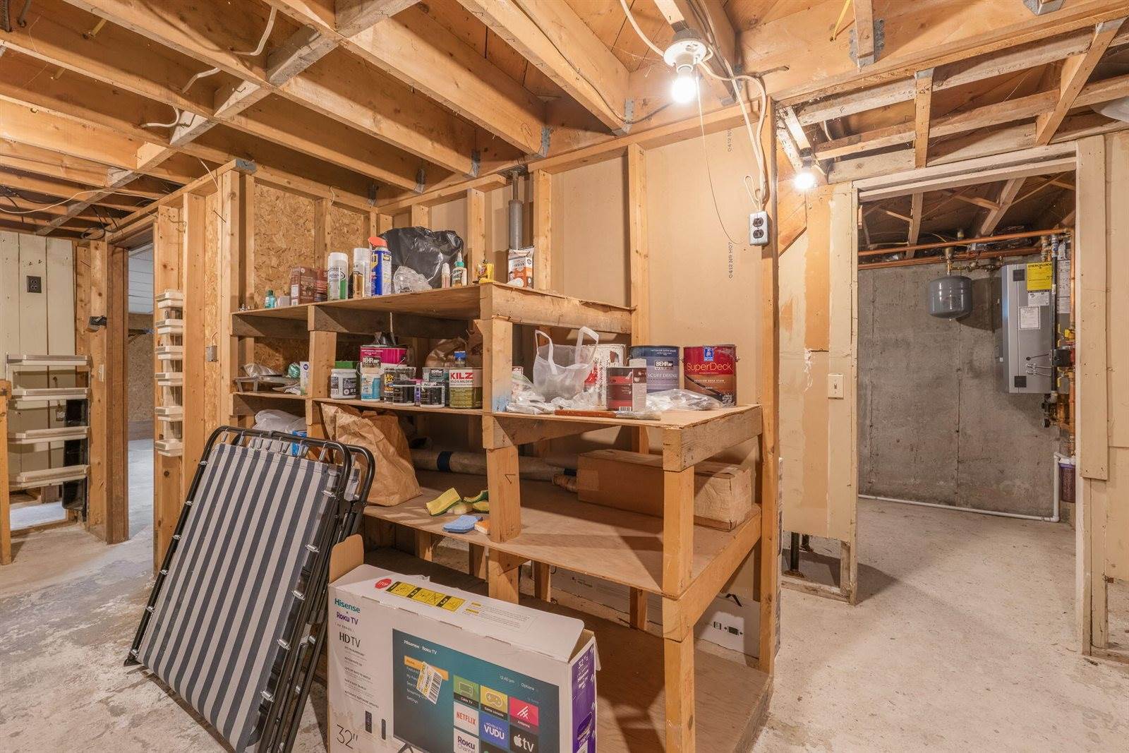 38 Perry Road, Hampden, ME 04444