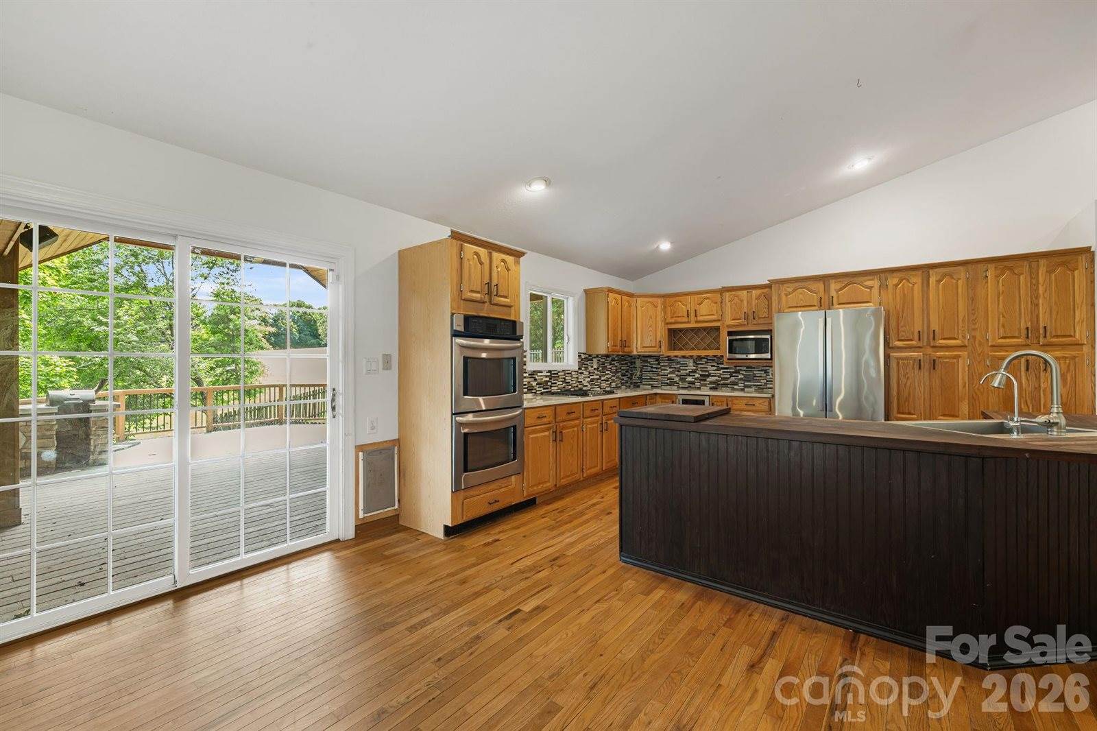 2 Jaks Ridge Drive, Asheville, NC 28805
