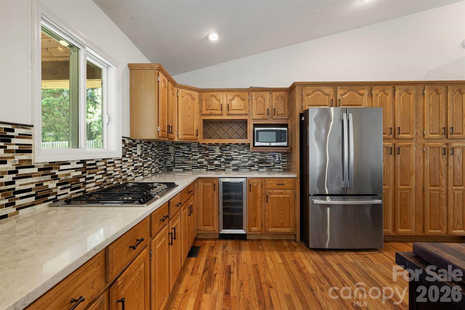 2 Jaks Ridge Drive, Asheville, NC 28805