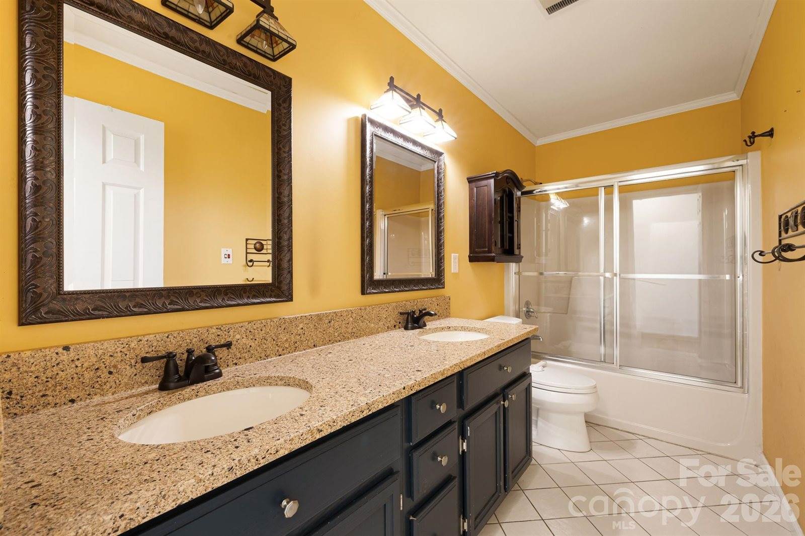 2 Jaks Ridge Drive, Asheville, NC 28805