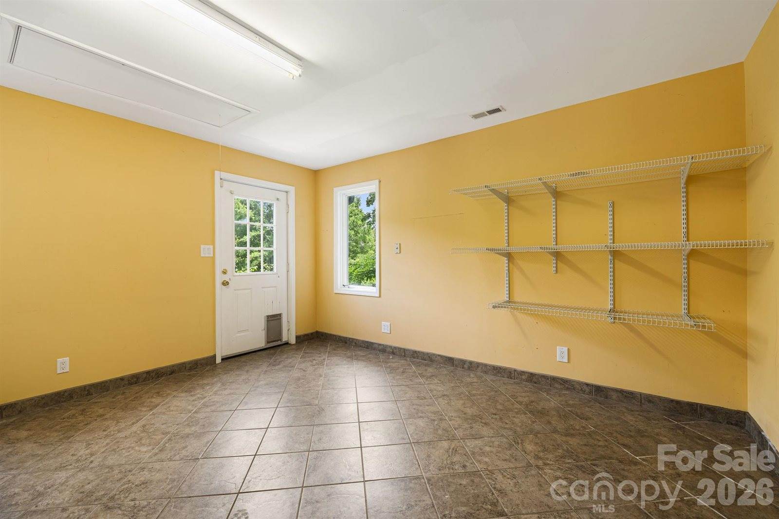 2 Jaks Ridge Drive, Asheville, NC 28805