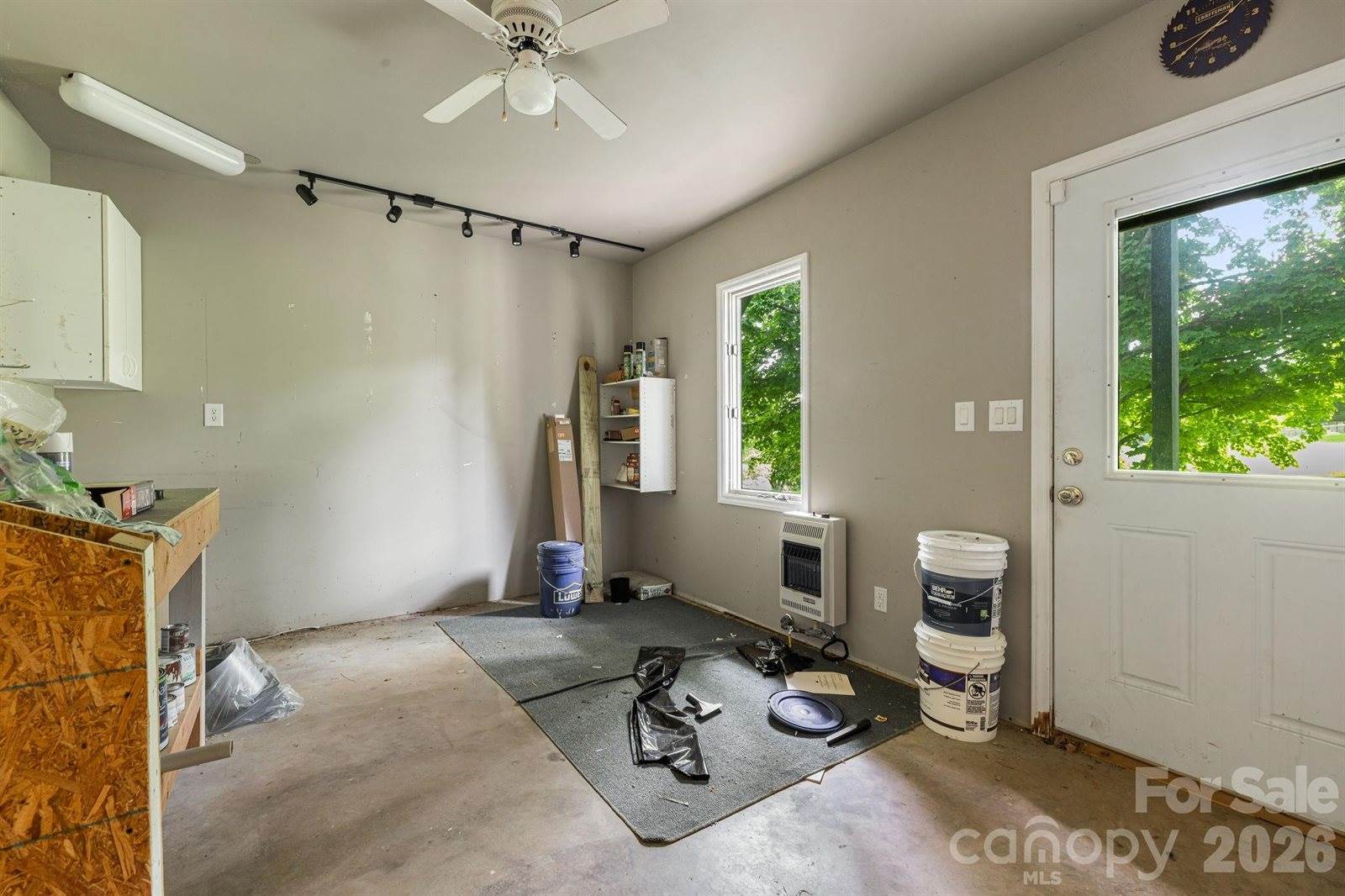 2 Jaks Ridge Drive, Asheville, NC 28805