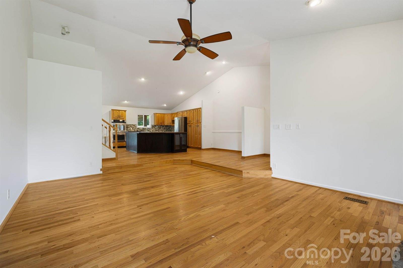 2 Jaks Ridge Drive, Asheville, NC 28805